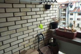 Lep trosoban stan bez ulaganja kod Gradske bolnice ID#4495, Leskovac, Kвартира