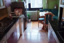 Lep trosoban stan bez ulaganja kod Gradske bolnice ID#4495, Leskovac, Appartement