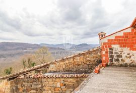 Motovun, Kamena kuća s panoramskim pogledom na Motovun !, Buzet, Haus