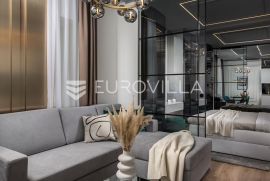 Rijeka, Centar, novouređen luksuzan stan NKP 78 m2 s tri apartmana, Rijeka, Flat