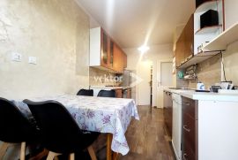 Krimeja, 3-soban stan s dvije lođe, Rijeka, Appartamento