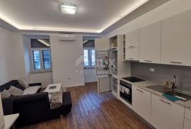 RIJEKA, CENTAR - Adaptiran i namješten stan, Rijeka, Appartment