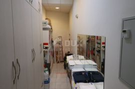 Poslovni prostor Sušak, Rijeka - uredski 60m², prodaja, Rijeka, Propriété commerciale