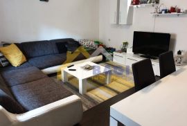 BELVEDER, Iznajmljuje se stan za poslovni prostor, 67m2, 3 prostorije sa nusprostorijama, Rijeka, Commercial property