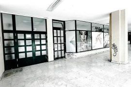 Dvoetažni poslovni prostor za zakup na Turniću 18 m2, Rijeka, Ticari emlak