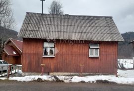 Planinska kućica na Bjelolasici, Ogulin, Дом