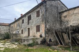 Istra, Barban, okolica - Kamena kuća za obnovu, Barban, House