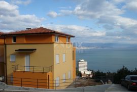 OPATIJA centar - cijela kuća, dva stana s 2 vrta iznad centra Opatije s panoramskim pogledom na more, Opatija, Appartamento