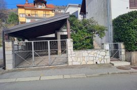 Rijeka, Škurinje, stan 170m2 sa okućnicom i parkingom, Rijeka, Διαμέρισμα