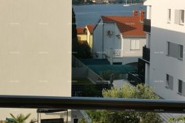 Stan Prodaja potpuno opremljenog stana sa pogledom na more, okolica Umaga!, Umag, شقة
