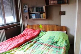 Lep trosoban stan u strogom centru grada ID#4535, Niš-Mediana, Wohnung