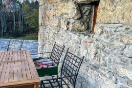 GORSKI KOTAR, BROD MORAVICE - Prekrasna goranska kuća s prostranom okućnicom, Brod Moravice, Kuća