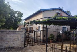 ISTRA, ŠIŠAN - Bajkovita kuća na osami, 123 m2, Ližnjan, Casa