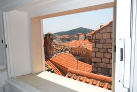 STARI GRAD, DUBROVNIK-  kamena kuća 209 m2, Dubrovnik, Famiglia