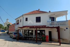 ZADAR, PETRČANE - Apartmanska kuća i poslovni prostor u blizini mora, Zadar - Okolica, Kuća