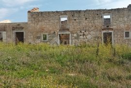 ISTRA, VRSAR - Kamena ruševina za adaptaciju u blizini mora, Vrsar, Ev