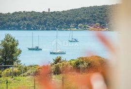 ISTRA, MEDULIN - Kuća 150m od mora s predivnim pogledom na more, Medulin, Famiglia