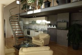 ISTRA, PULA - Penthouse i apartman 100 metara od mora!, Pula, Appartement