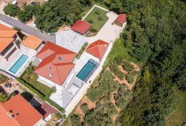 OTOK KRK, okolica VRBNIKA - Samostojeća vila s bazenom i panoramskim pogledom na more, Vrbnik, House
