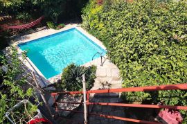 ISTRA, PULA - Moderan stan sa privatnim bazenom 250m od plaže, Pula, House