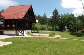PLITVIČKA JEZERA - Turističko imanje u prirodi, Plitvička Jezera, Kuća