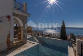 CRIKVENICA - Eskluzivna obiteljska vila s predivnim panoramskim pogledom na more, Crikvenica, Kuća