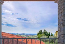 ISTRA, MOMJAN - Prekrasna vila s bazenom i panoramskim pogledom na prirodu i more, Buje, Famiglia