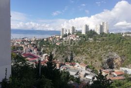 RIJEKA, TRSAT - 3S+DB stan površine 120m2, mirna lokacija i pogled na more!, Rijeka, Apartamento