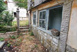 ISTRA, LABIN - Kamena kuća s idejnim projektom obnove, Labin, بيت