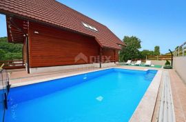 BEGOVO RAZDOLJE - Vila s bazenom, saunom i vrtom na atraktivnoj lokaciji, Mrkopalj, House