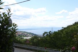 ŠKURINJE - TIBLJAŠI - građevinski teren 2200m2 sa pogledom na more za obiteljsku kuću / poslovno- stambenu ili stambenu zgradu – stanove, Rijeka, Arazi