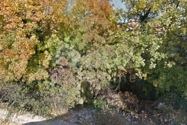 SRDOČI - građevinski teren 1751m2 za stambenu zgradu–stanove /obiteljsku kuću, Rijeka, Γη