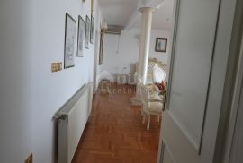OPATIJA, IČIĆI - Kuća / villa samostojeća sa sobama i apartmanima 691m2, Opatija - Okolica, Kuća