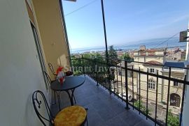 BELVEDER, novouređeni 3S+DB stan na odličnoj lokaciji s balkonom i pogledom na more, Rijeka, Stan