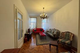 Stan u centru grada idealan za studente, Rijeka, Appartamento
