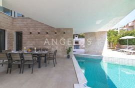 Trogir, Čiovo - luksuzna villa ss bazenom blizu plaže, Trogir, Ev