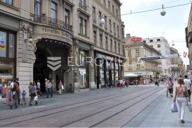 Strogi centar, pješačka zona, luksuzan poslovni prostor / ulični lokal 218 m2, Zagreb, العقارات التجارية