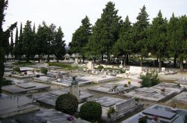 Grobno mjesto-Lovrinac,Split, Split, Garaj