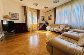 Šalata 4-soban stan od 115m2 + terasa, Gornji Grad - Medveščak, Apartamento