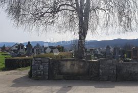 Grobno mjesto na groblju SV.Jakov, Ogulin, Ogulin, Garagem