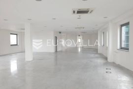Poslovni prostor za zakup 880 m2 (Novi Zagreb - Buzin), Zagreb, Poslovni prostor
