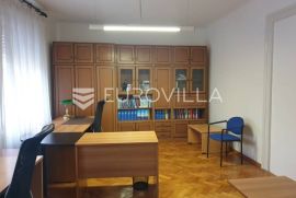 Strogi centar, poslovni (uredski) prostor za zakup 103 m2, Zagreb, Immobili commerciali