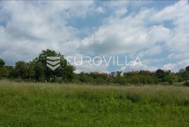 Mikulići, građevinsko zemljište površine 850 m2, Zagreb, Arazi