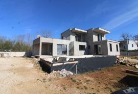 Labin, okolica, novoizgrađena kuća za odmor, Labin, بيت