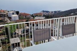 BREGI, 3SB+DB stan s terasom i pogledom na more, vanjskim bazenom i parkingom, Matulji, Kвартира