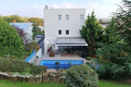 Ksaver - Naumovac, prodaja luksuzne vile 592 m², parcela 1097 m², Gornji Grad - Medveščak, Haus