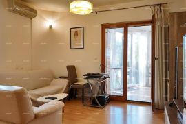 Stan Prodajemo odličan stan u prizemlju manje zgrade u Fažani!, Fažana, Διαμέρισμα