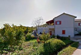 ISTRA, MOTOVUN - Samostojeća kuća s panoramskim pogledom, Motovun, Дом