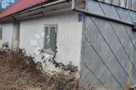 Gospodarsko imanje u netaknutoj prirodi, KOSINJ, Perušić, House