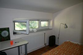 Najam stana Gračani,207,80m2, 5S, 1.kat, Podsljeme, Appartment